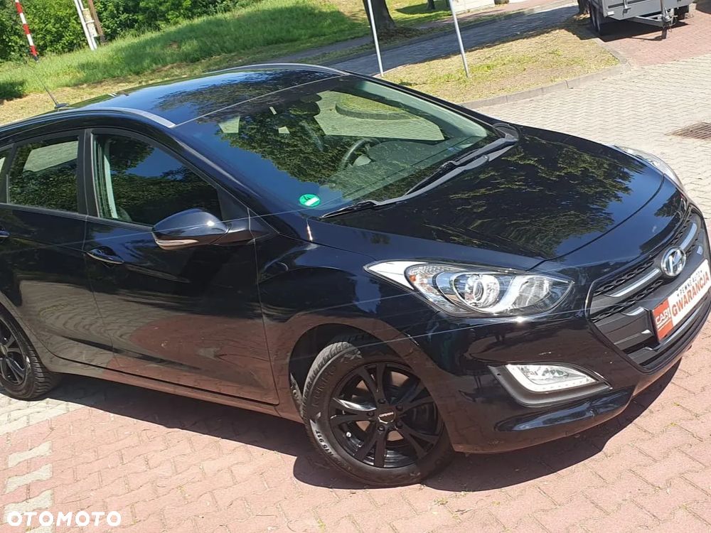 Hyundai i30 1.4 Trend - 16