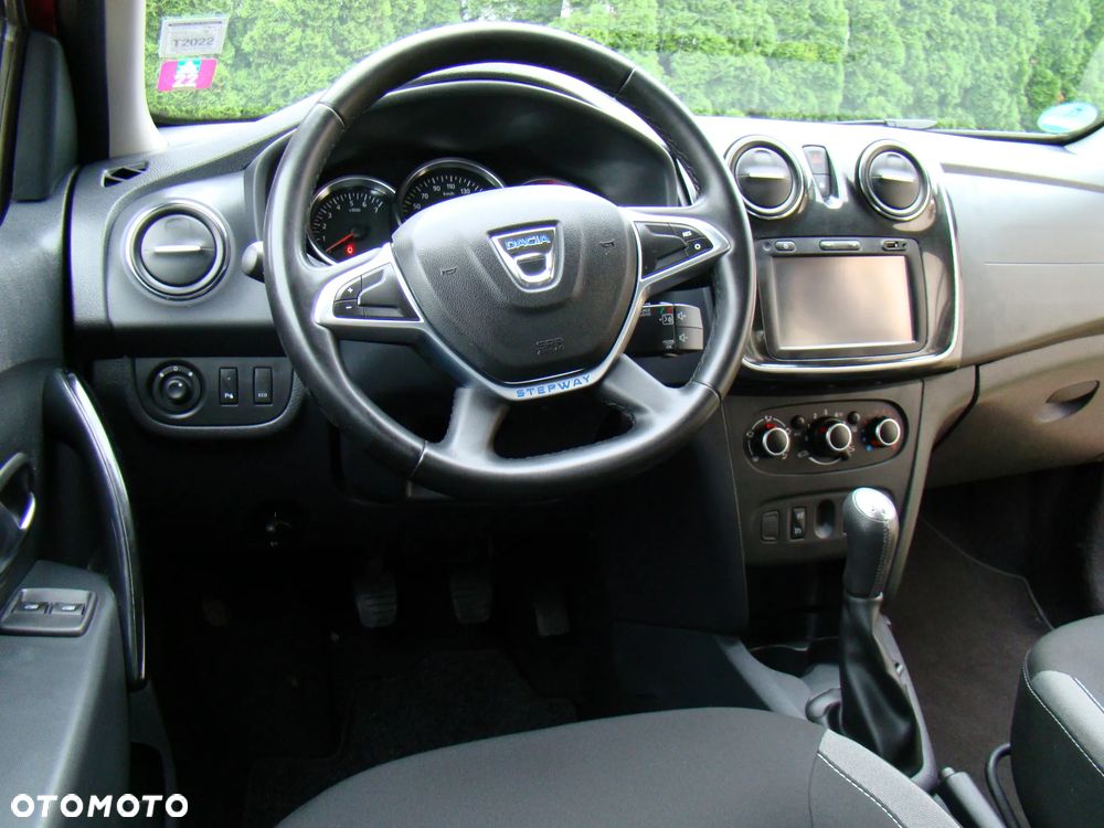 Dacia Sandero Stepway 0.9 TCe Laureate S&S EU6 - 19