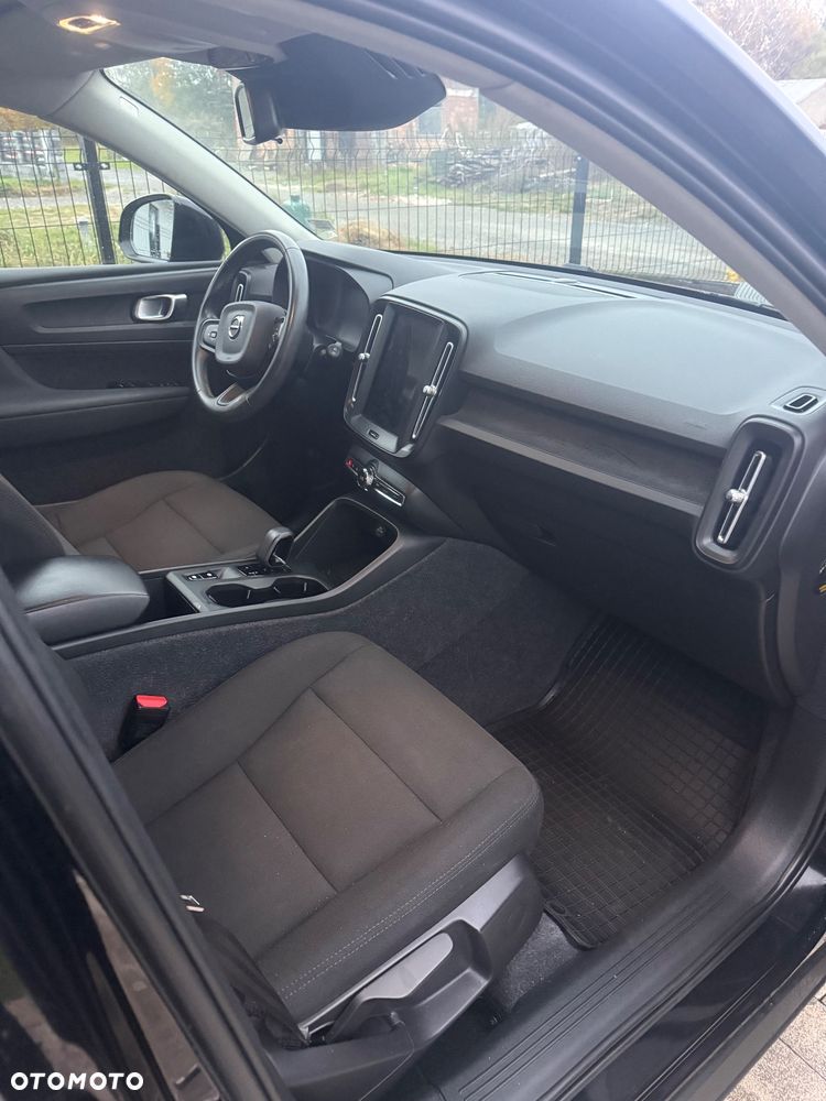 Volvo XC 40 T2 Core - 15