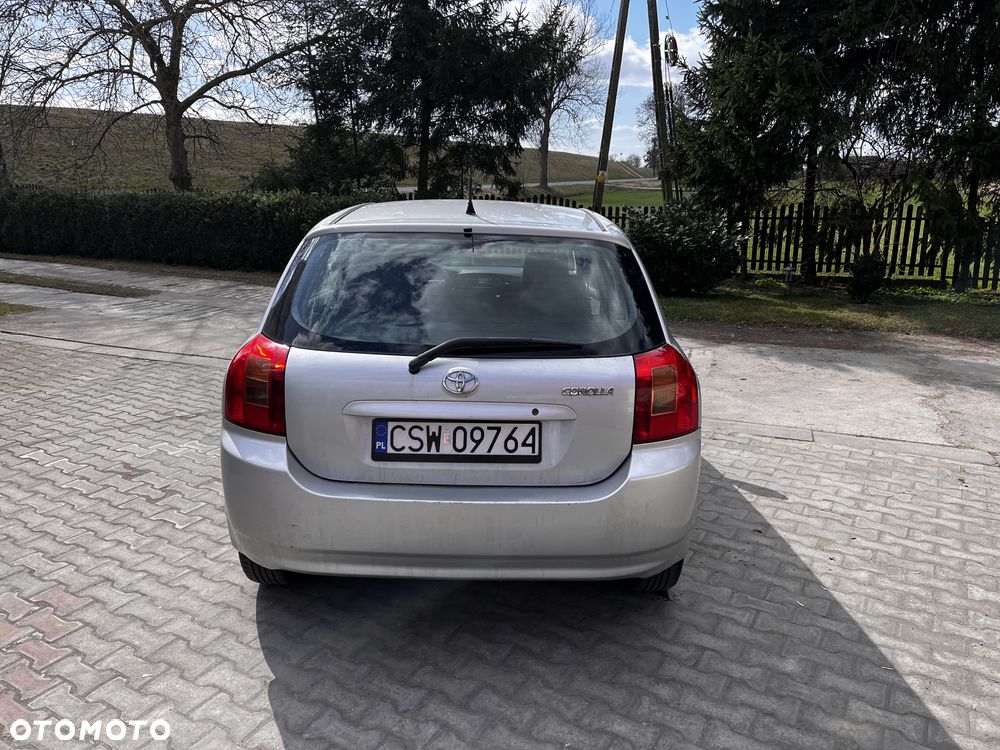 Toyota Corolla 2.0 D-4D Executive - 4