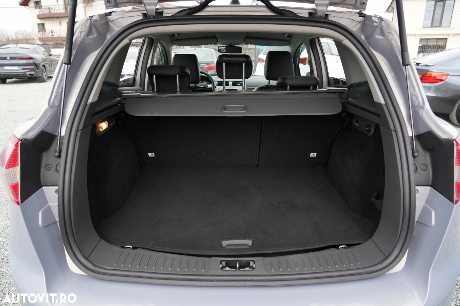 Ford Kuga 2.0 TDCi Titanium - 11