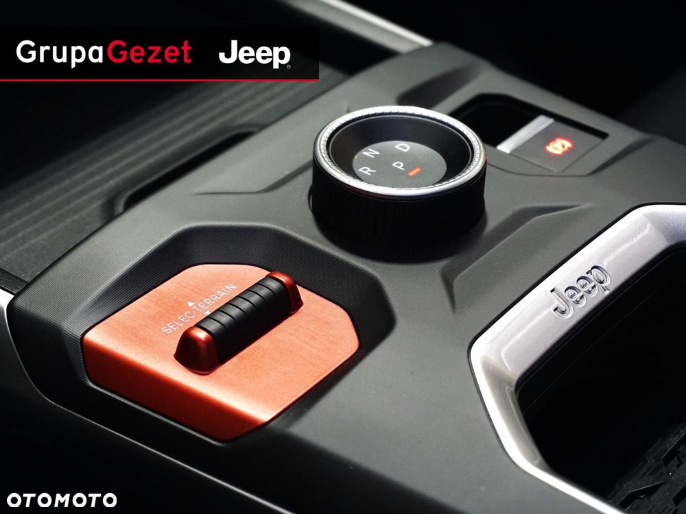 Jeep Compass - 13
