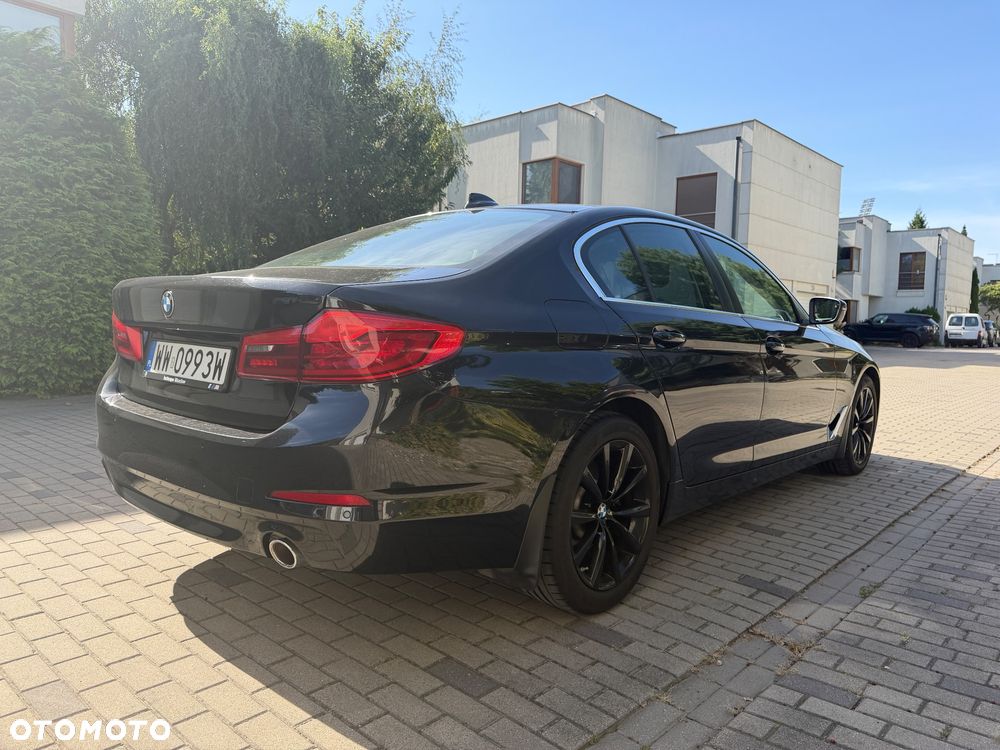 BMW Seria 5 530i xDrive - 13