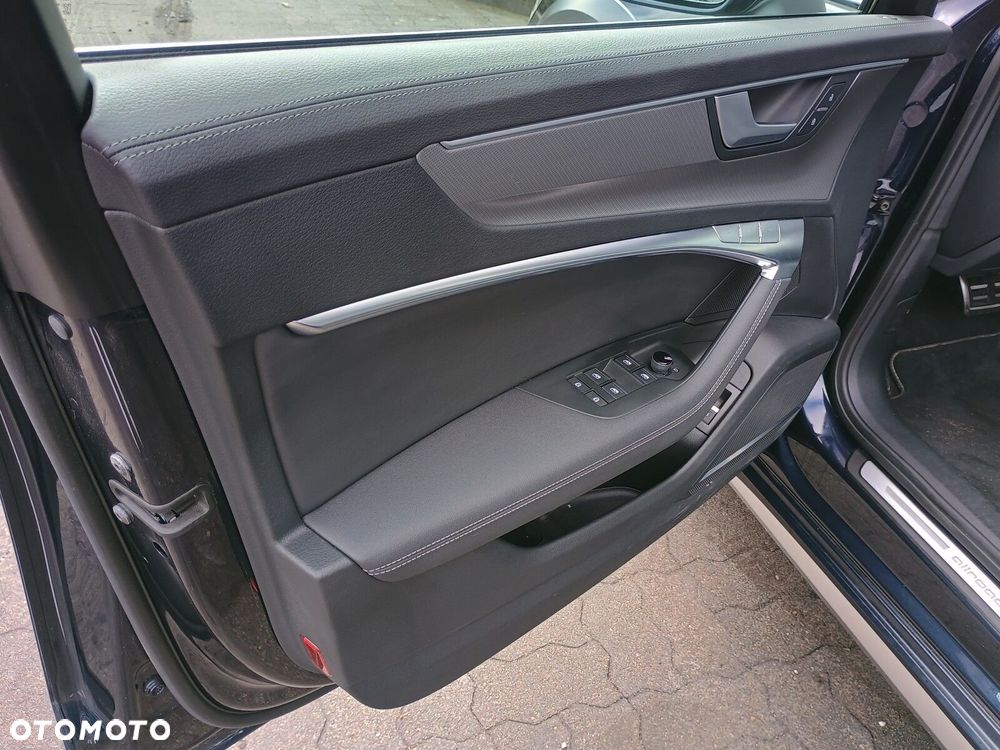 Audi A6 Allroad - 19