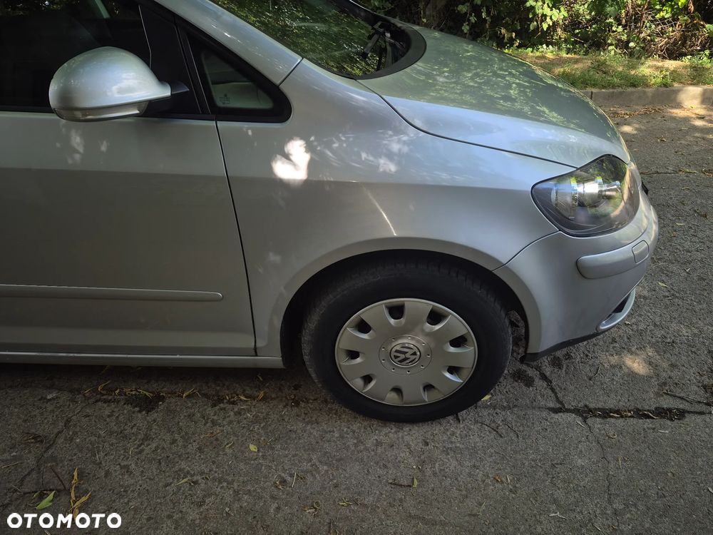 Volkswagen Golf Plus - 11