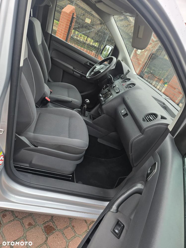 Volkswagen Caddy 2011