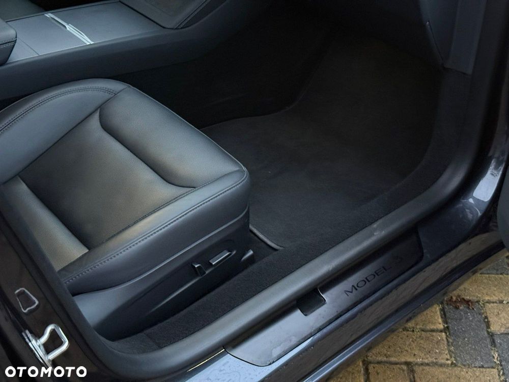 Tesla Model 3 Langstreckenbatterie RWD - 10