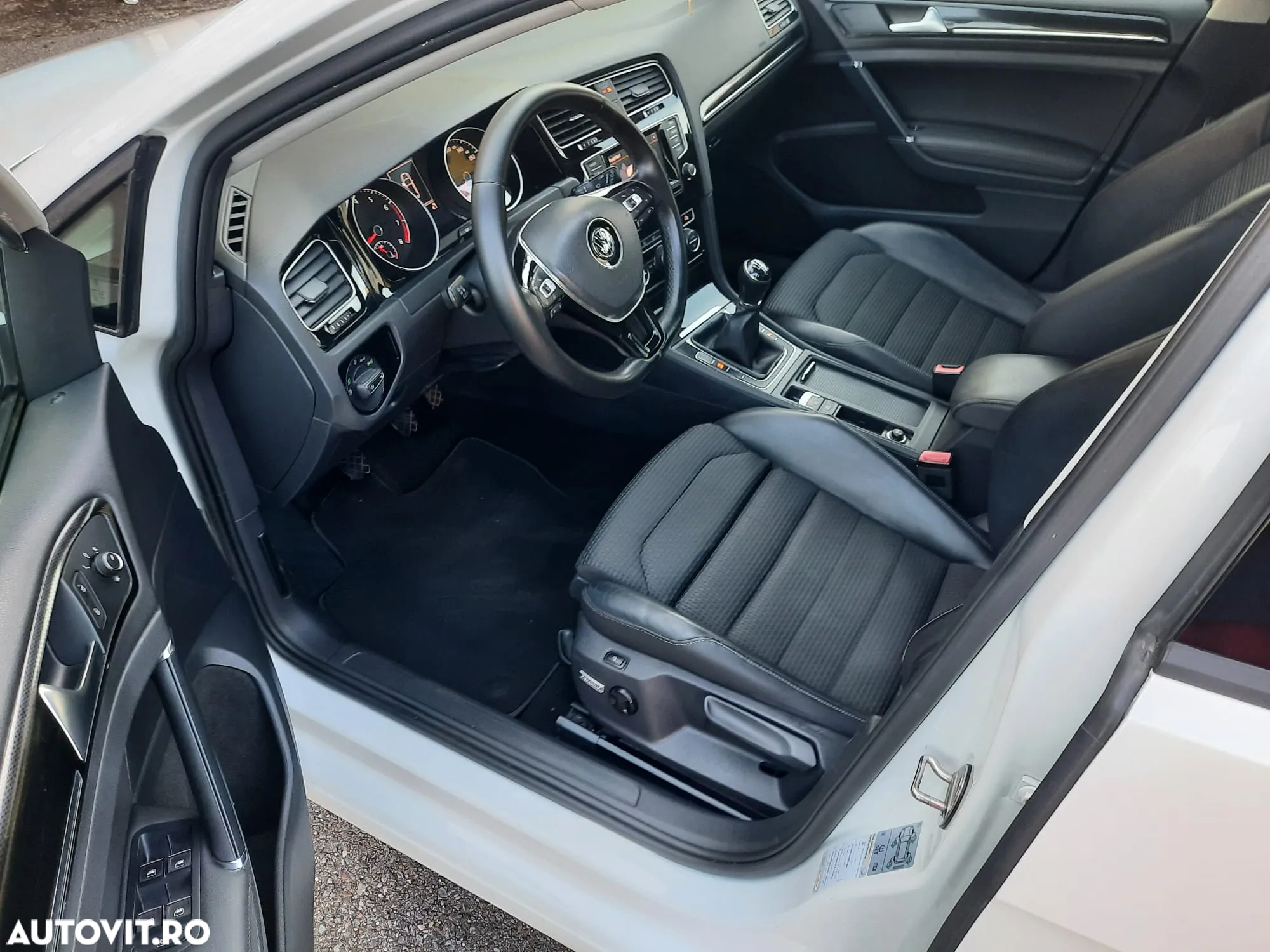 Volkswagen Golf 1.4 TSI BlueMotion Technology Highline - 14
