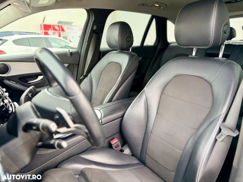 Mercedes-Benz GLC 250 d 4MATIC 9G-TRONIC AMG Line - 15