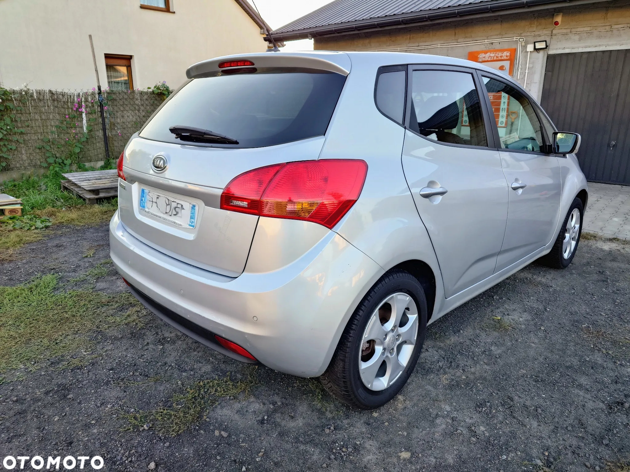 Kia Venga 1.6 CVVT Automatik Dream Team Edition - 2