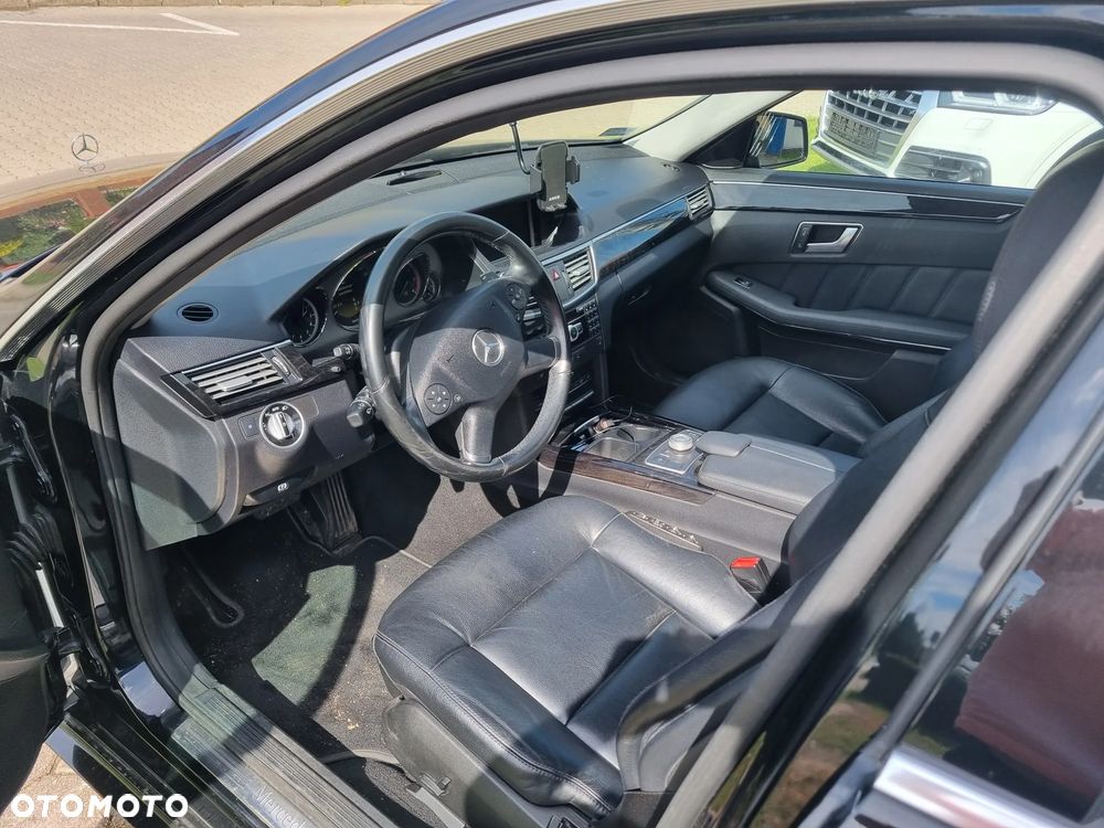Mercedes-Benz Klasa E 350 CDI DPF 4Matic BlueEFFICIENCY 7G-TRONIC Avantgarde - 10