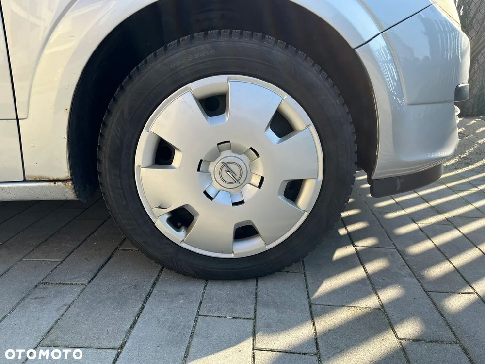 Opel Astra 1.3 CDTI Enjoy - 11