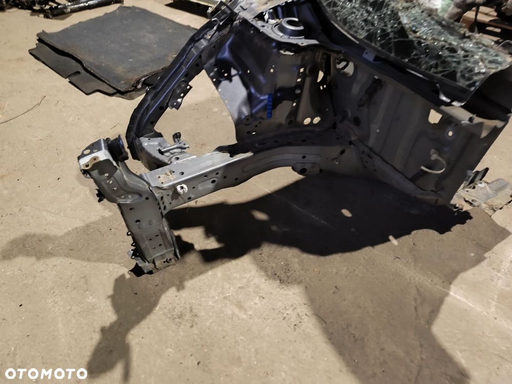 PODŁUŻNICA PRAWA ĆWIARTKA PRZÓD HONDA JAZZ V 5 - 3