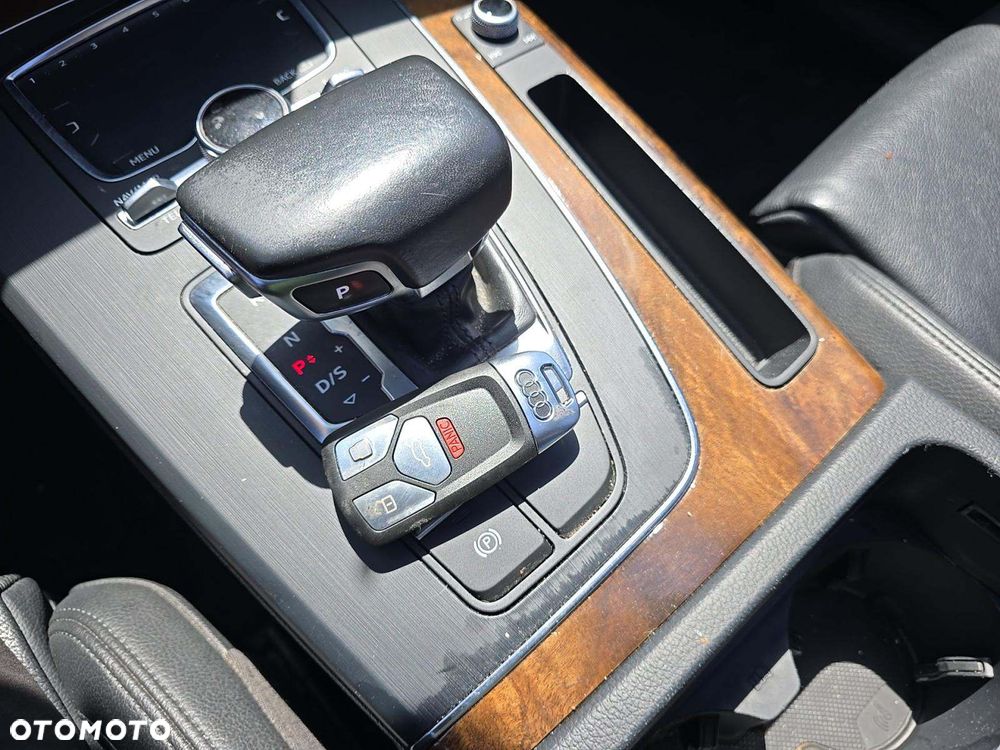 Audi Q5 2.0 TFSI Quattro S tronic design - 9