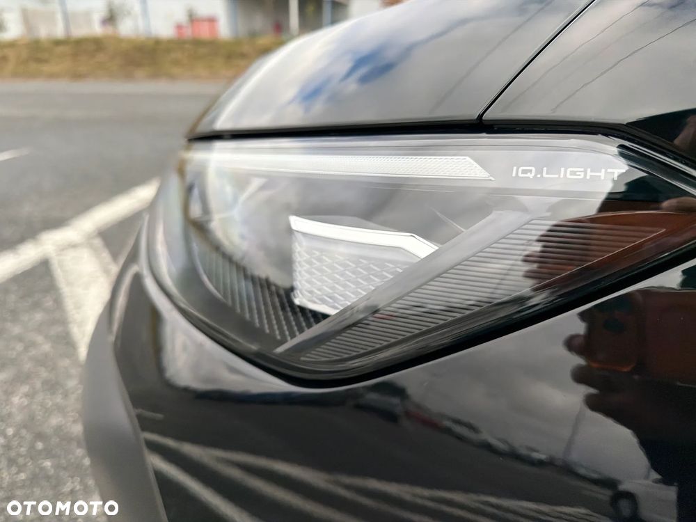Volkswagen T-Roc 1.5 eTSI Style DSG - 25