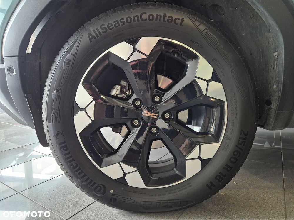 Dacia Duster 1.2 TCe mHEV Extreme 4x4 - 34