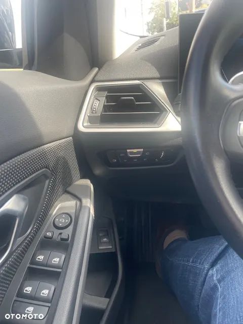 BMW Seria 3 320d xDrive Advantage - 10