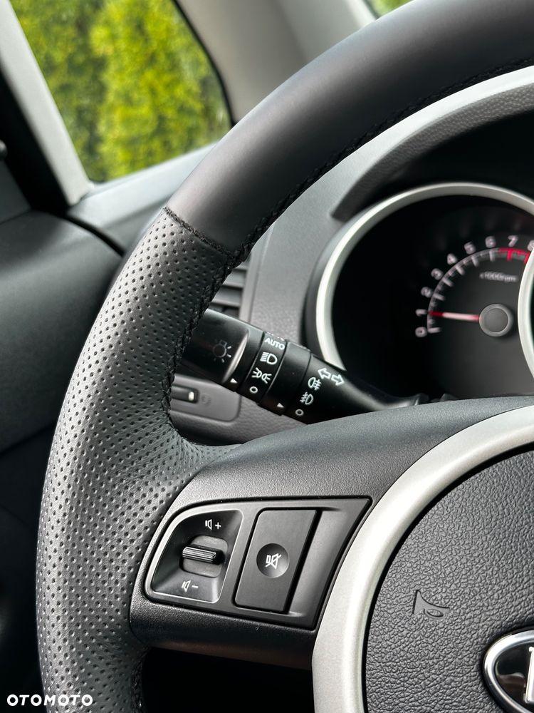 Kia Venga - 19