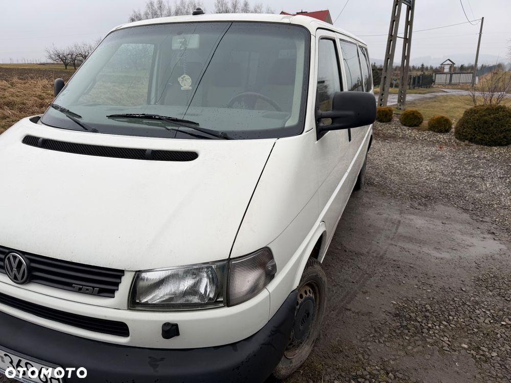 Volkswagen Caravelle - 6