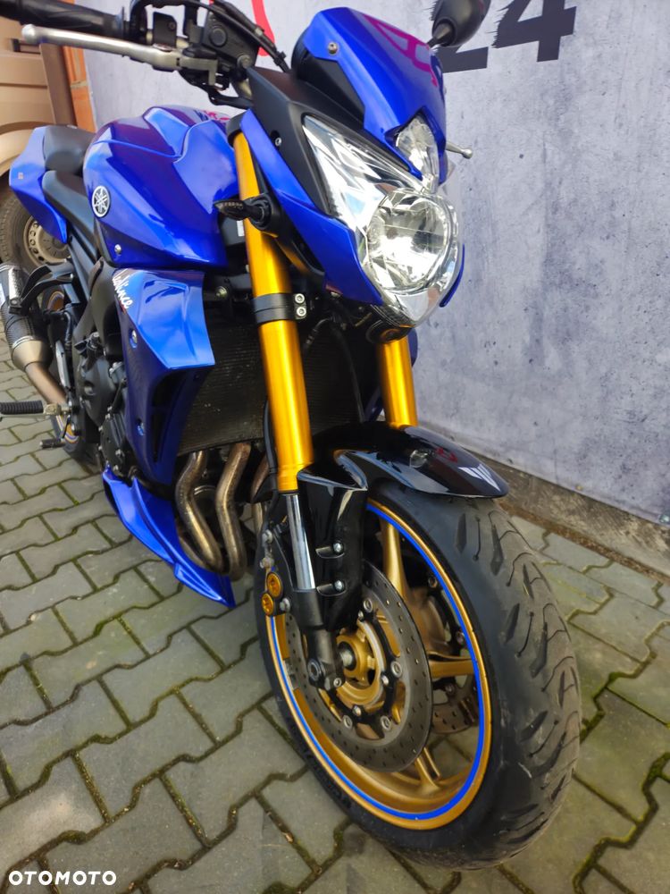 Yamaha FZ8 - 5