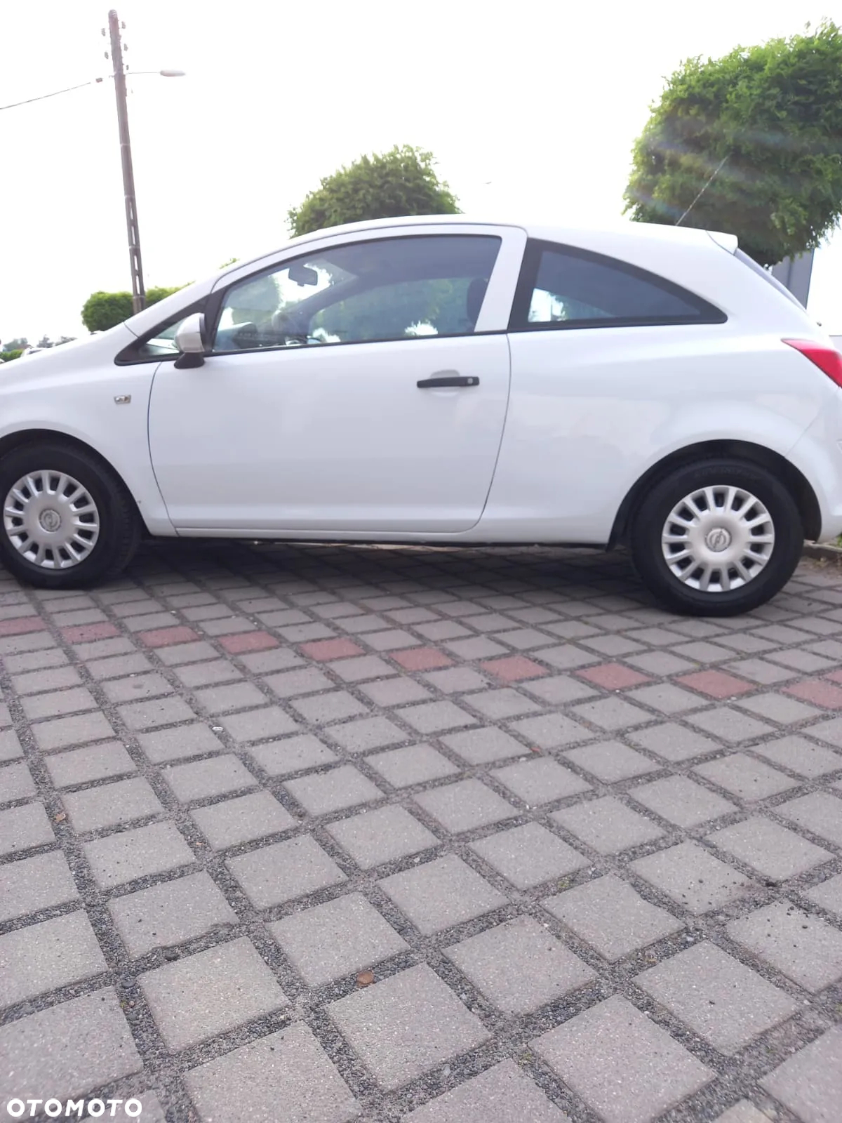 Opel Corsa 1.2 16V (ecoFLEX) Edition - 4