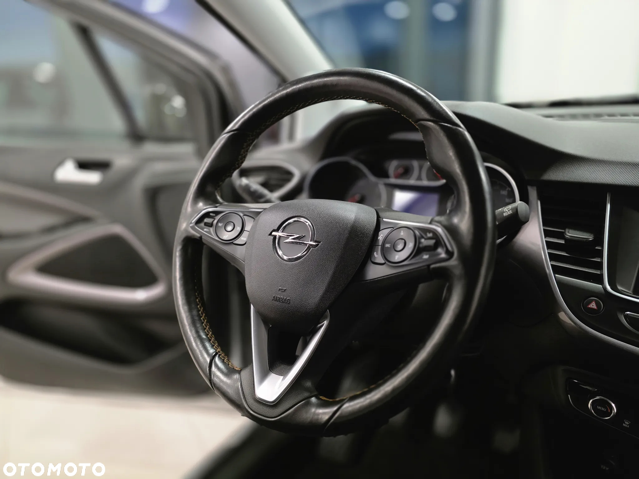 Opel Crossland X 1.2 T Elite S&S - 19