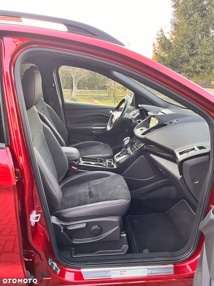 Ford Kuga 2.0 TDCi AWD ST-Line - 11