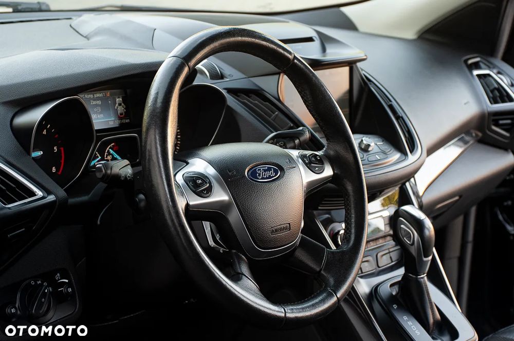 Ford Kuga 2.0 TDCi 4x4 Titanium - 26