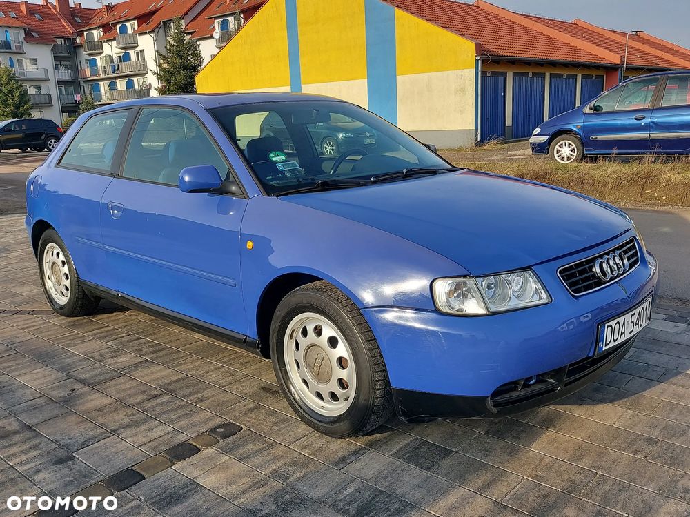 Audi A3 3-drzwiowe 1.6 Ambiente - 11