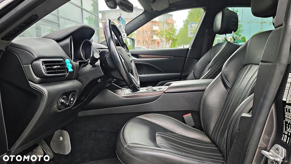 Maserati Levante Q4 - 8