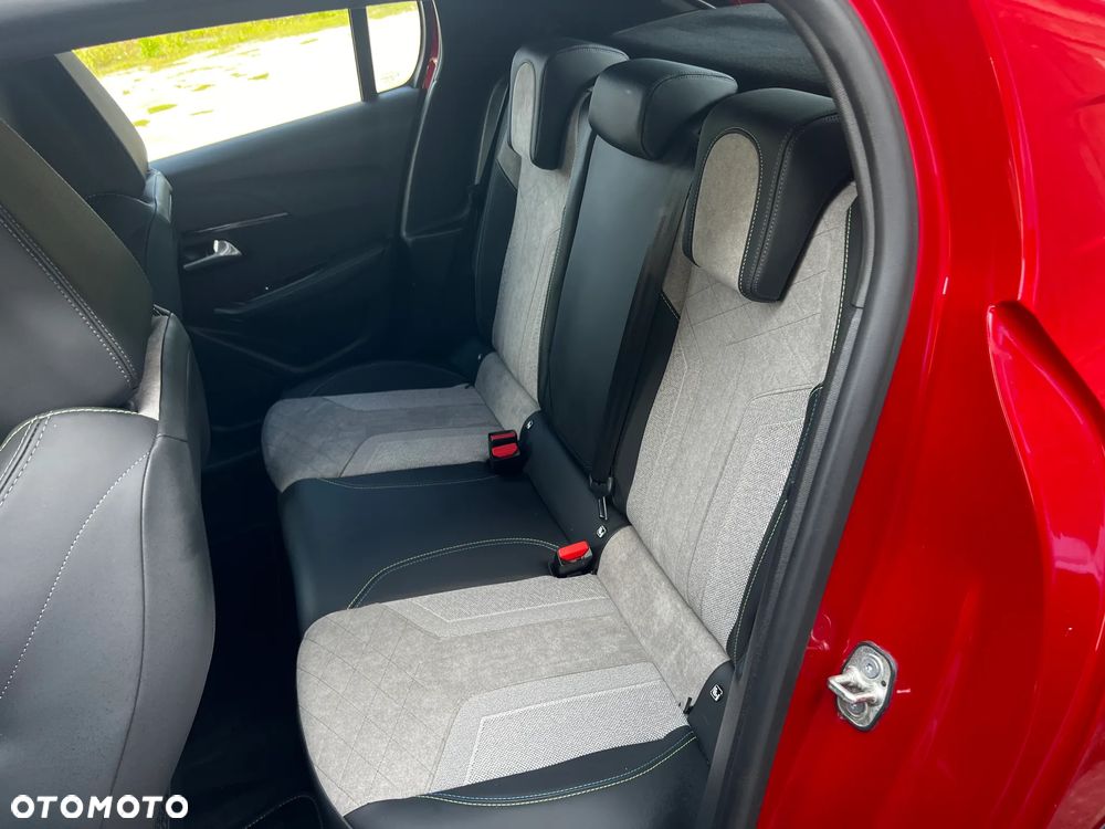 Peugeot 208 Elektromotor 136 GT - 34