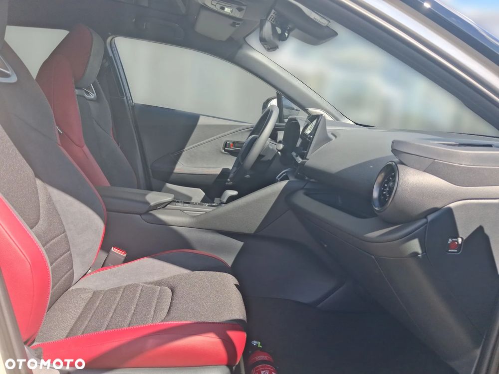 Toyota C-HR 2.0 PHEV Dynamic Force Tokyo Edition - 9