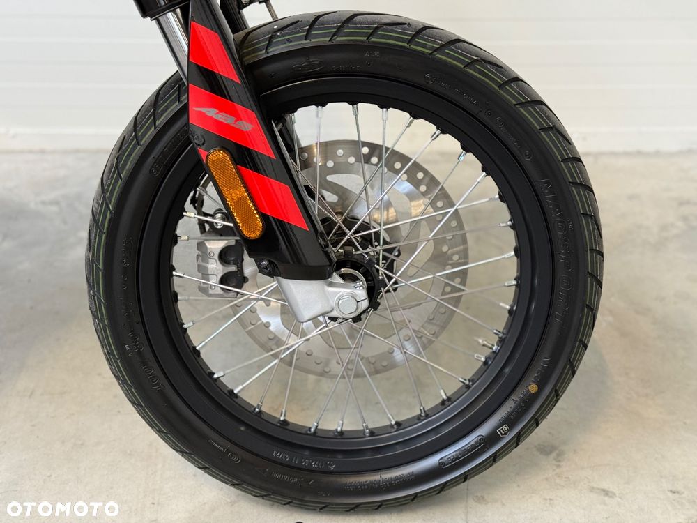 Aprilia SX - 9