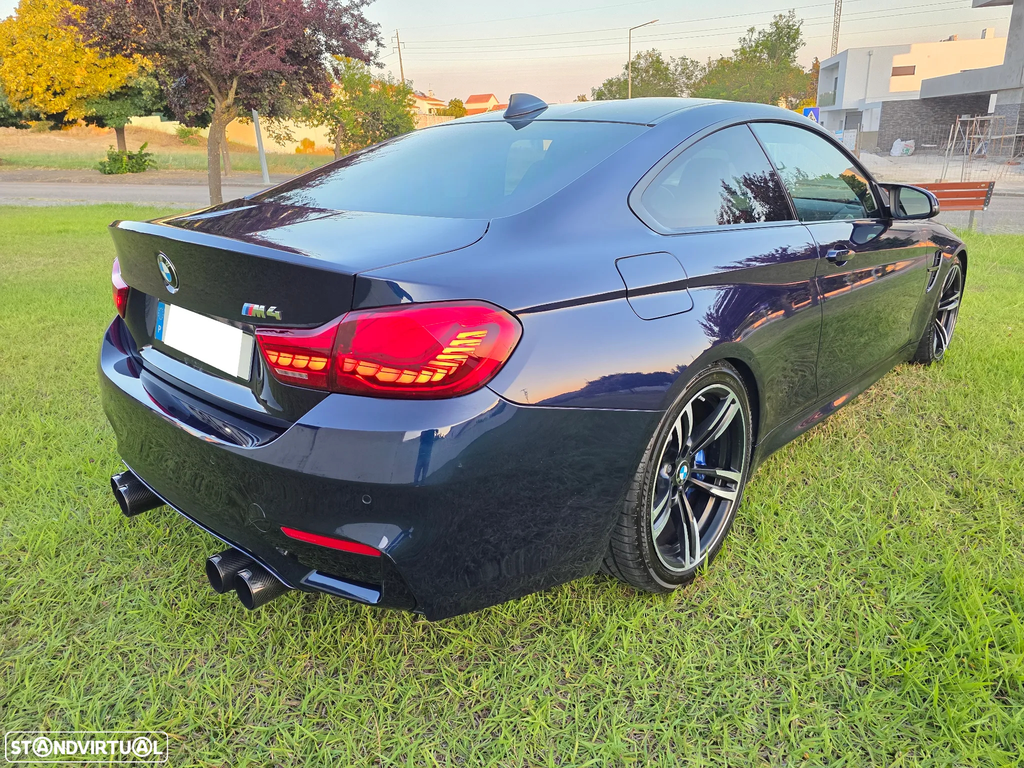 BMW M4 Auto - 2