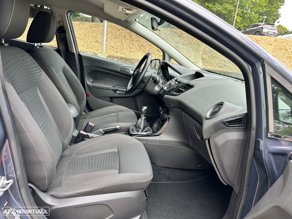 Ford Fiesta 1.0 Ti-VCT Titanium - 34