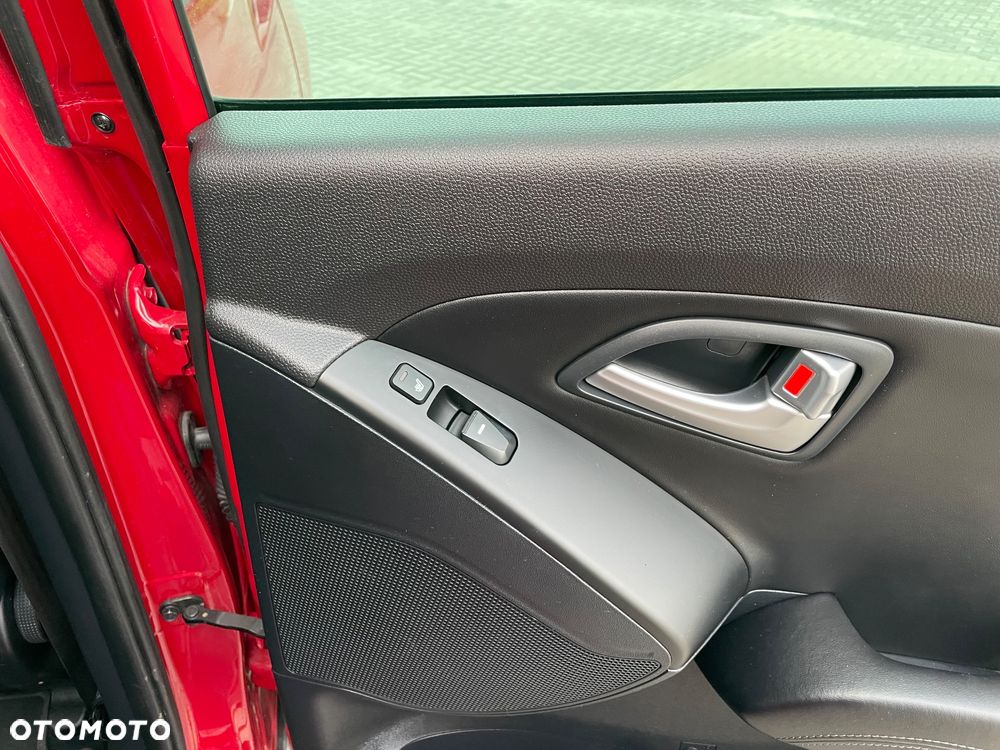 Hyundai ix35 2.0 CRDi 4WD Premium - 29