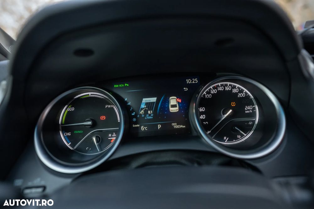 Toyota Camry 2.5 Hybrid Exclusive - 19