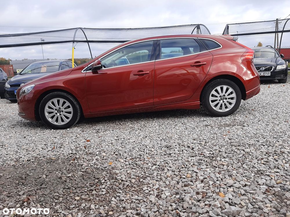 Volvo V40 D2 Summum - 11