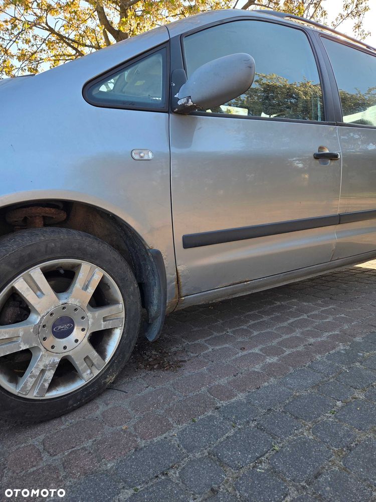 Ford Galaxy - 3