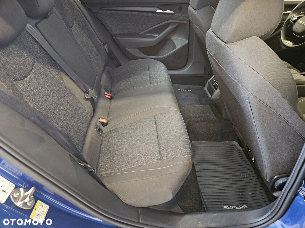Skoda Superb 1.5 TSI mHEV Essence DSG - 9