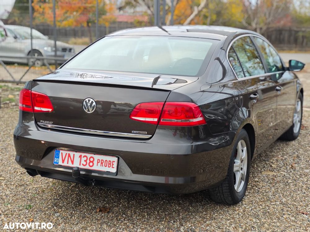 Volkswagen Passat Variant 1.6 TDI BlueMotion Technology Trendline - 4