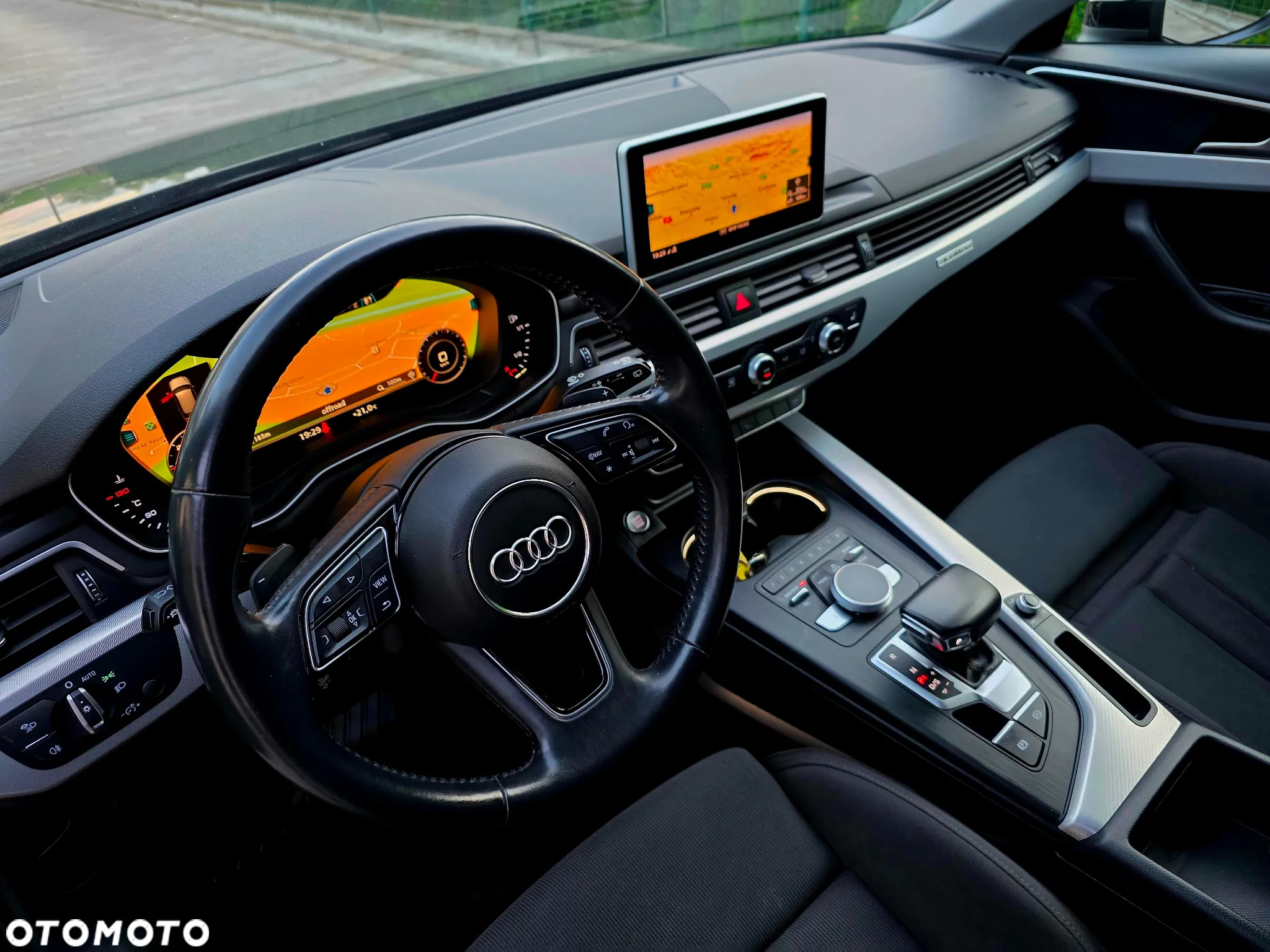 Audi A4 Avant 2.0 TDI Quattro S tronic - 16