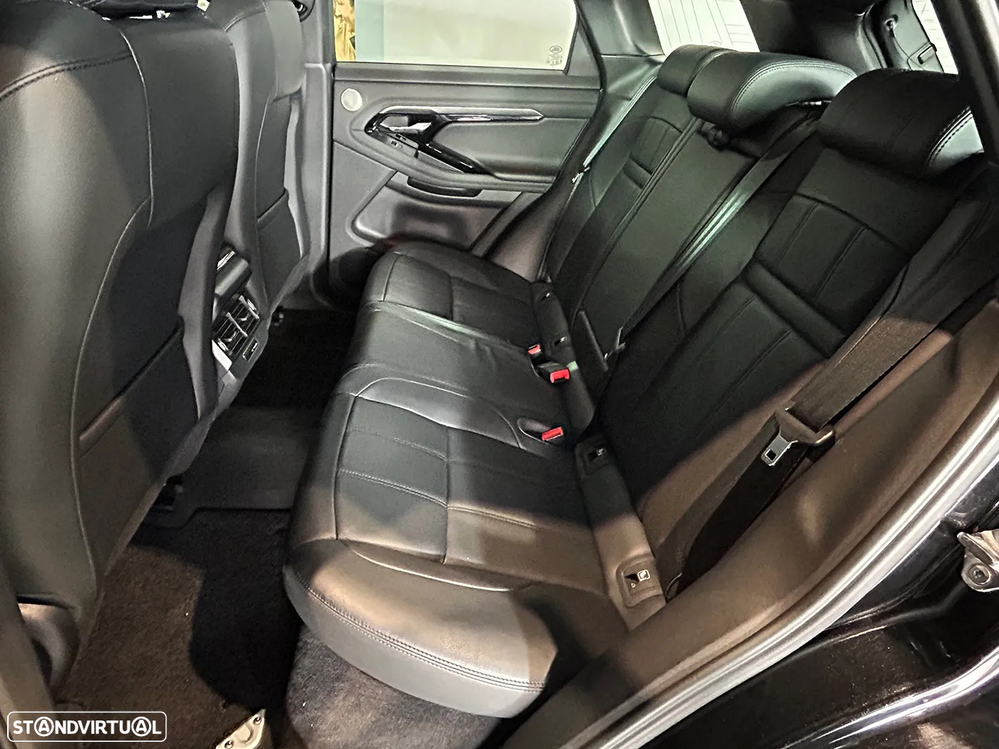 Land Rover Range Rover Evoque 1.5 P160 R-Dynamic SE Auto - 19