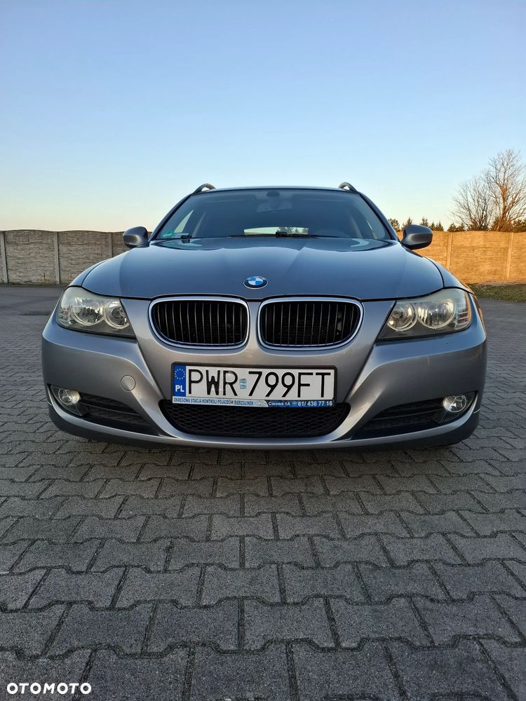 BMW Seria 3 318i - 29