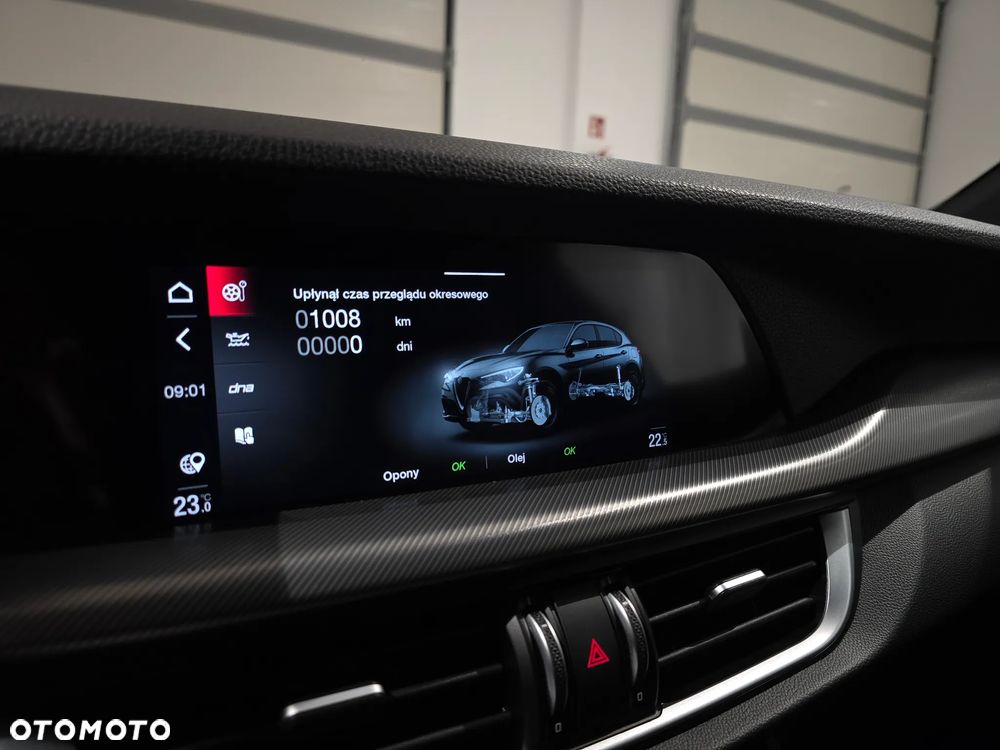 Alfa Romeo Stelvio 2.0 Turbo Veloce Q4 - 18