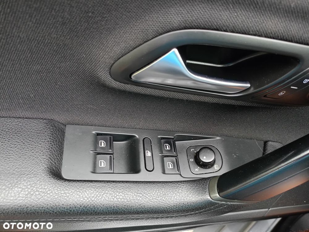 Volkswagen CC 2.0 TDI BlueMotion Technology - 17