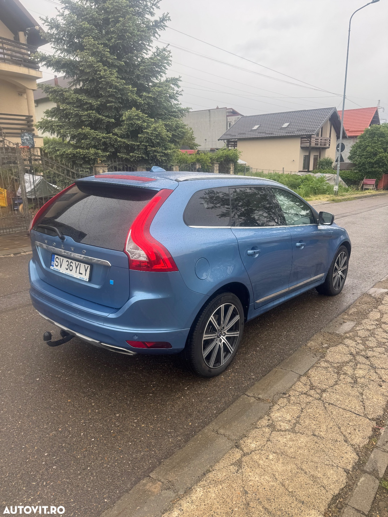 Volvo XC 60 D5 AWD Geartronic RDesign - 3