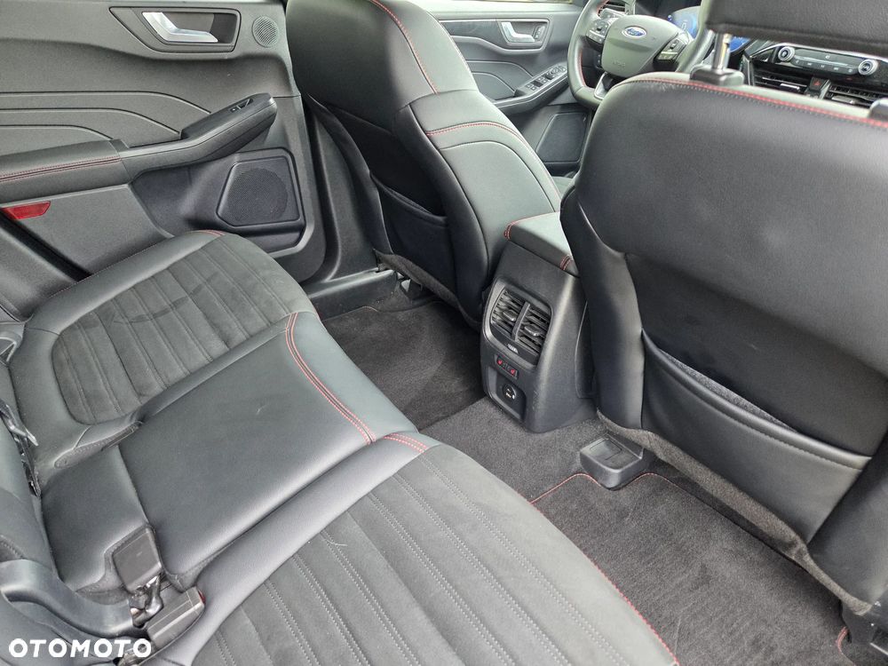 Ford Kuga - 11