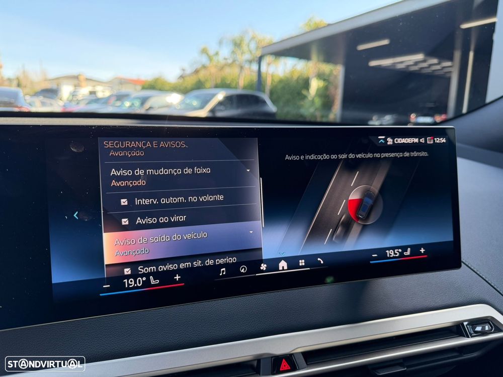 BMW iX xDrive 40 Pack Desportivo - 52