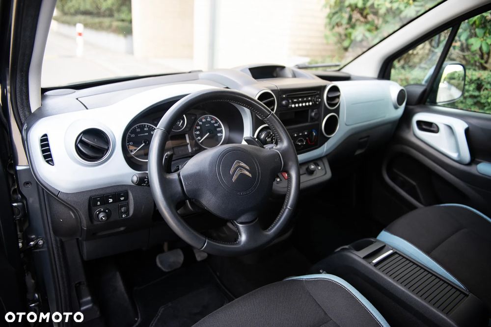 Citroën Berlingo Multispace e-HDi 90 FAP EGS6 Exclusive - 17